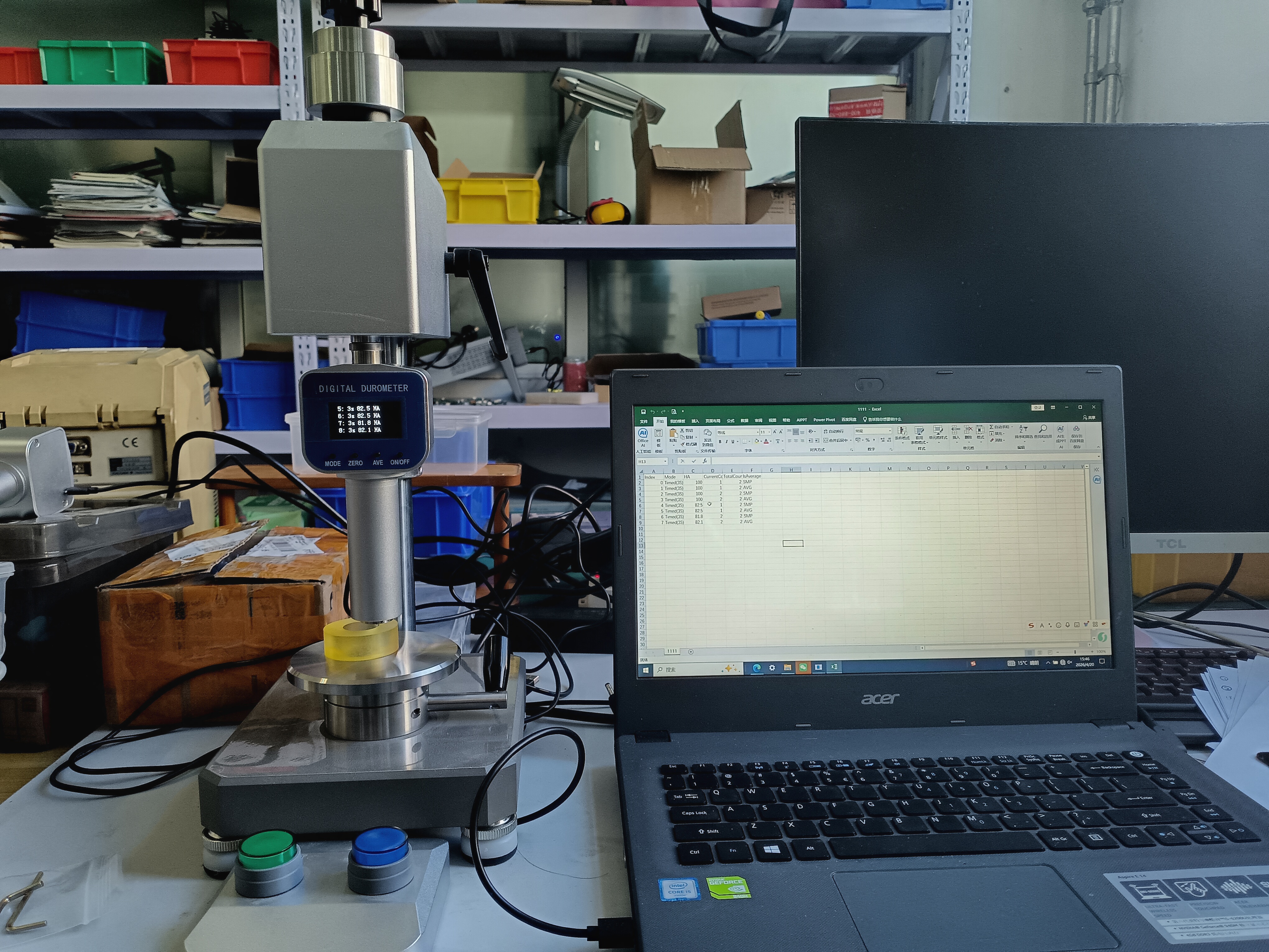 m&aacute;y đo độ cứng bờ ho&agrave;n to&agrave;n tự động, m&aacute;y đo độ cứng bờ kỹ thuật số c&oacute; độ ch&iacute;nh x&aacute;c cao cho Cao su & Nhựa (ISO 7619 / ASTM D2240)