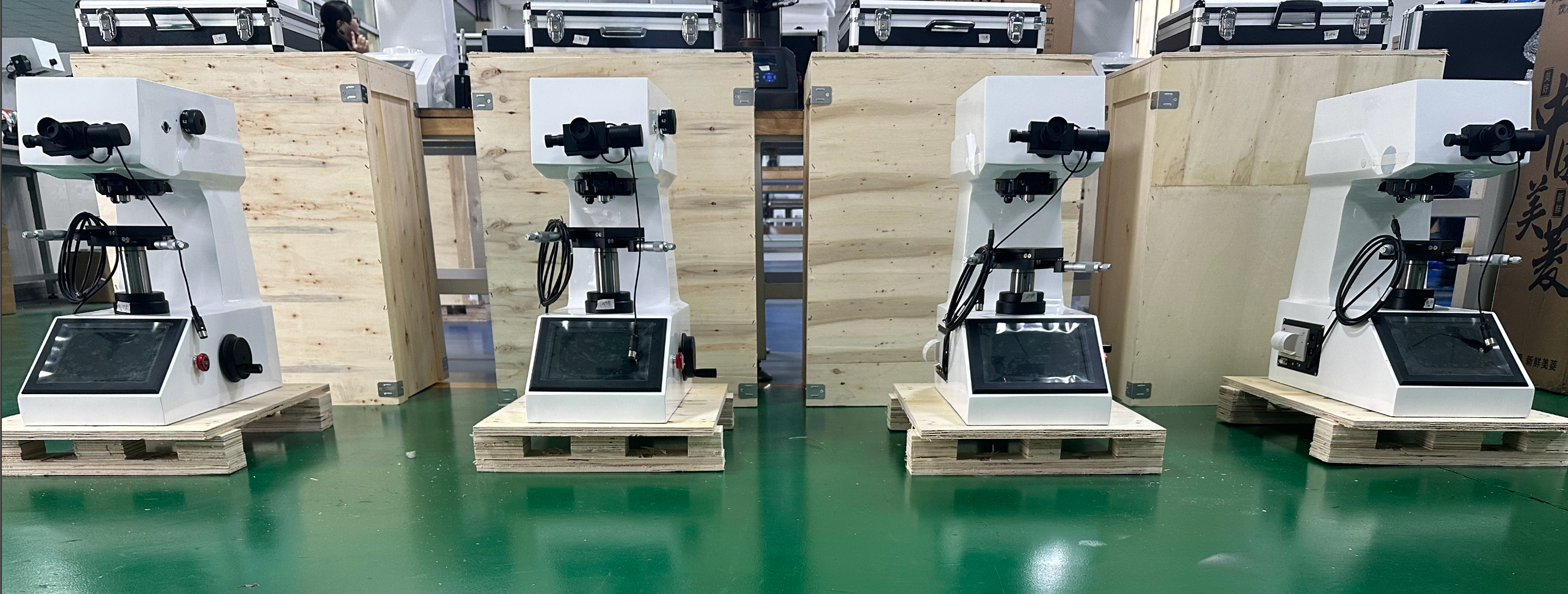 M&aacute;y đo độ cứng vi Vickers kỹ thuật số EBP